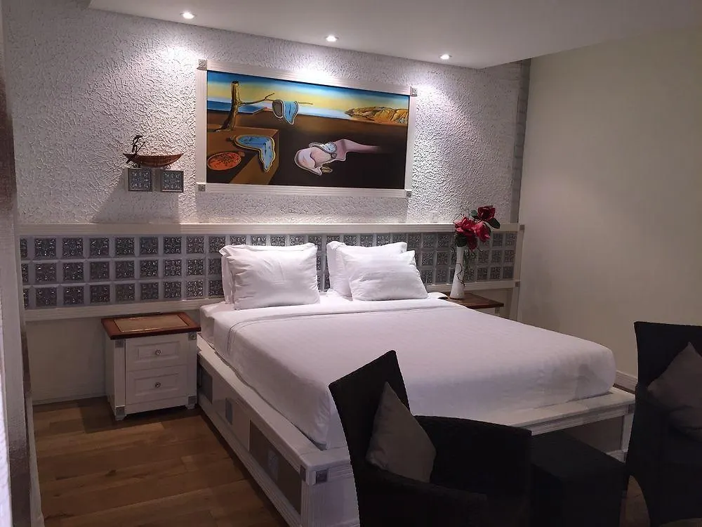 Lotus Village Condotel Нячанг 0*,